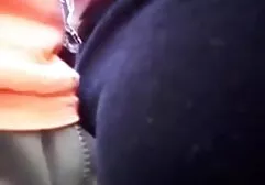 Massagista interessante sexo com clientes russos na sala carnaval porno completo de estar