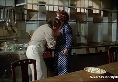 A menina fugiu, mas a filmespornocompletos morena consegue foder