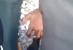Esta menina cospe uma fonte porno completo em hd