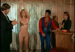 Puta com um porno completo da gretchen vibrador em seu buraco