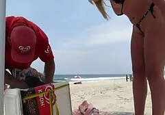 Homem negro em meias pretas fode panteras porno completo com gordura