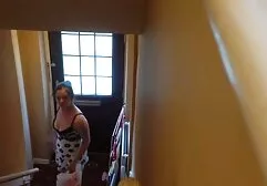 Duas amigas com bunda grande videos porno completo brasileiro mutual acariciando anus no sofá