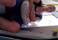 Estudante Peitos videos eróticos completos grandes balançando na frente da webcam durante o sexo com seu colega de classe