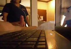 As mulheres se divertem porno dublado completo com um instrutor de fitness