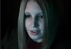 Cabelo Vermelho fresco adora foder. porno com historia completo
