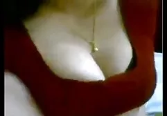 Maduro mulher em meia calça convide jovem vizinho para visitar porno hd completo quando dela marido é em trabalho