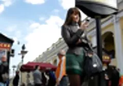 Óculos adultos com peitos exuberantes acariciando seu escaldante na frente de uma webcam no escuro monica mattos cavalo completo