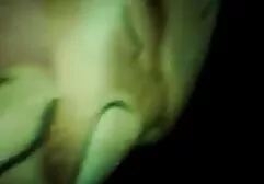 Homem musculoso com especialista executar porno nina lins completo cunnilingus em esbelta namorada