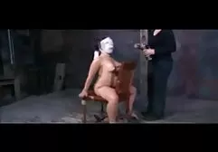Palavras cruzadas e quebra-cabeças para a mente e para a alma e o videopornocompleto corpo-sexo quente